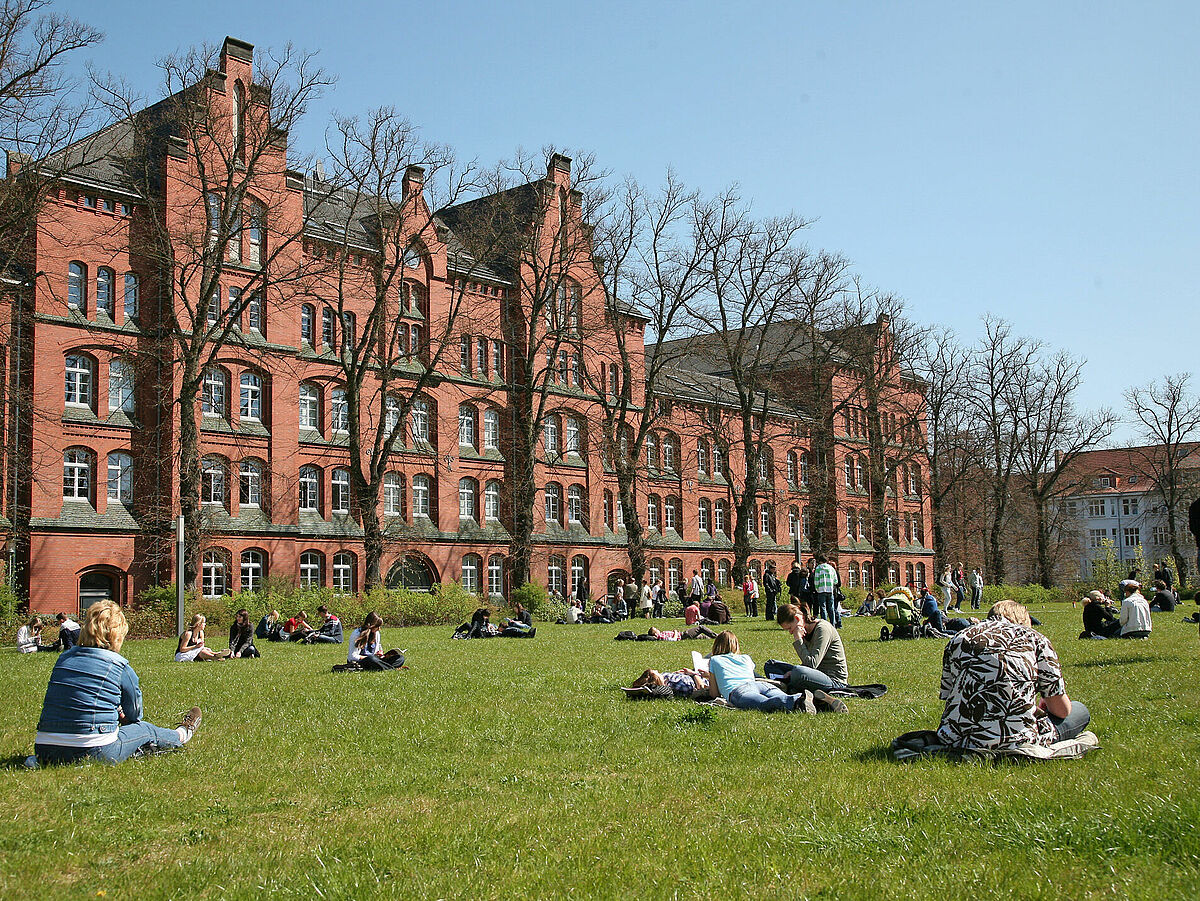 Wirtschafts- und Sozialwissenschaftliche Fakultät